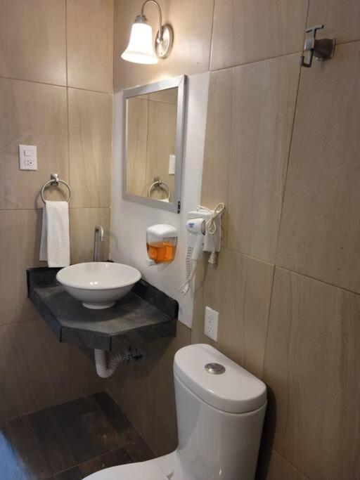 Departamento Privado7, 2 Camas Matri, Parking, Cocina Equipada, Wifi 65 Mb, 2 Climas,Centrico,Tv Smart Appartement Ciudad Valles Buitenkant foto